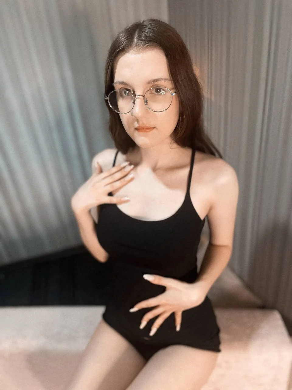 XXX Porn Photo of Nude VixenLight 6