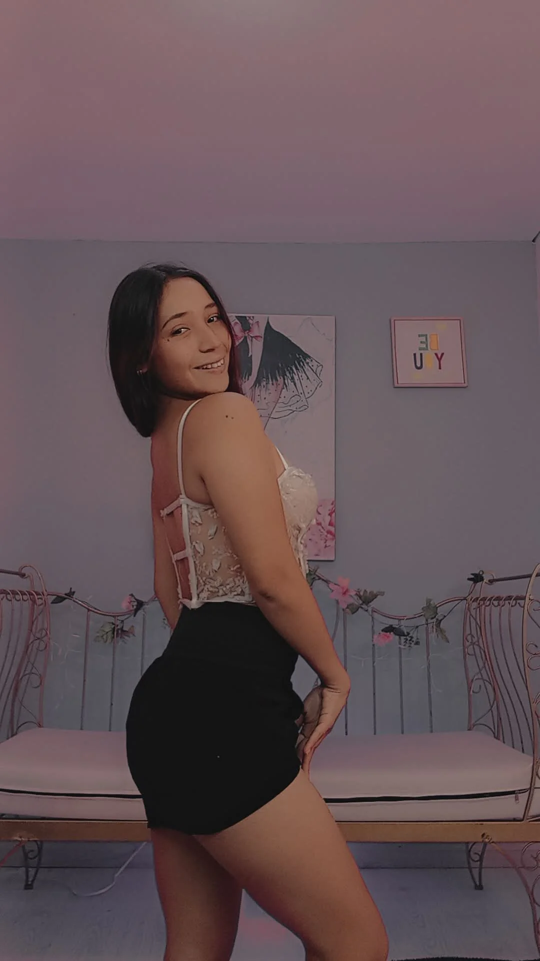 XXX Porn Photo of Nude Lessly__ 16