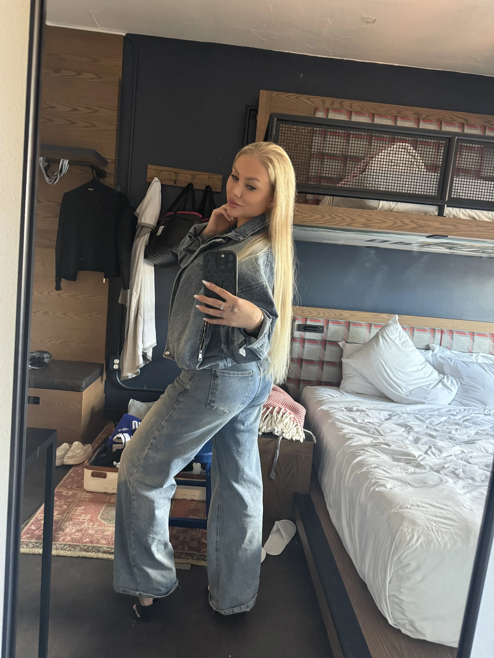XXX Porn Photo of Nude Karen_Luxe 12