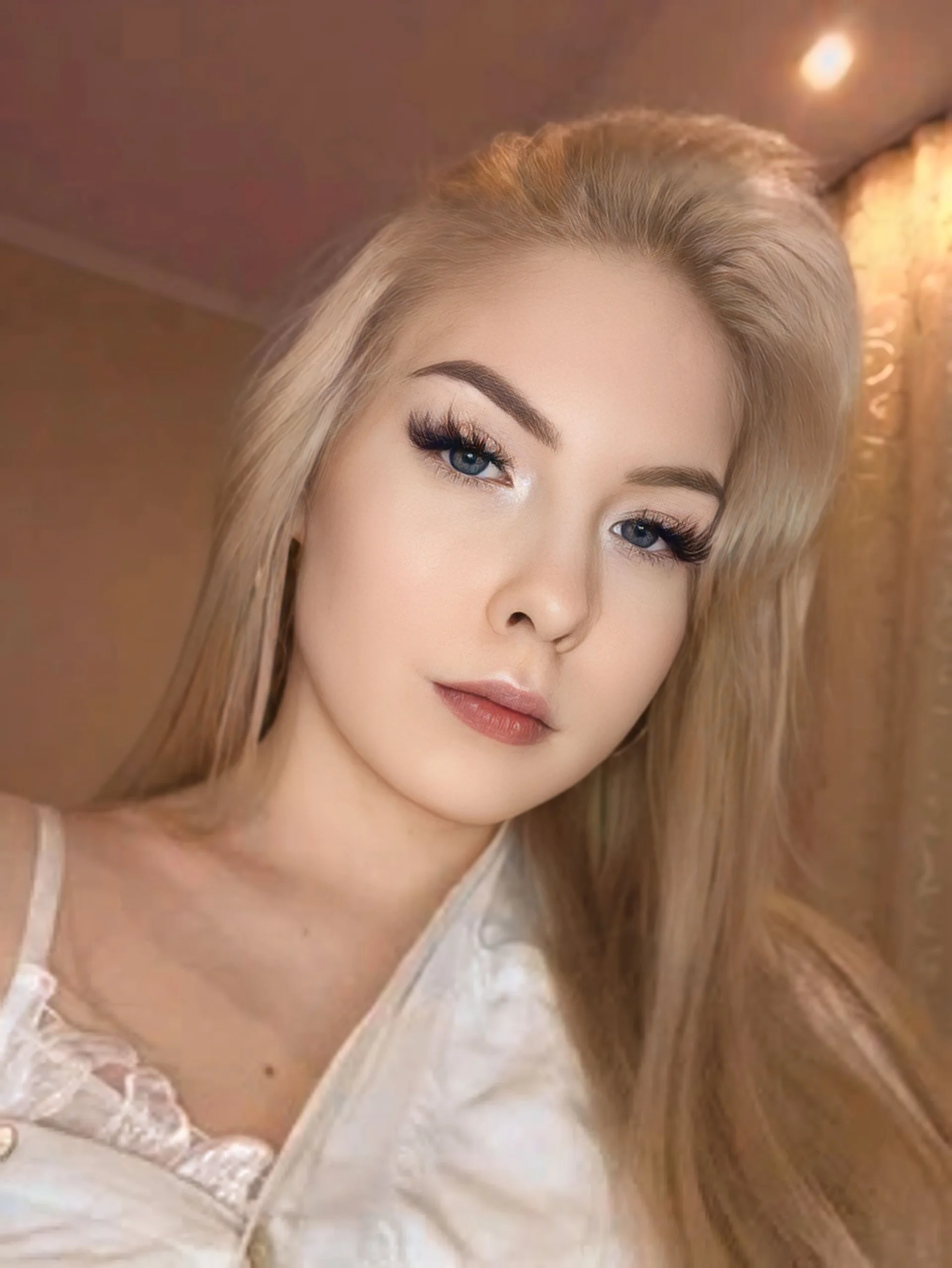 XXX Porn Photo of Nude Mia_Gremorys 2