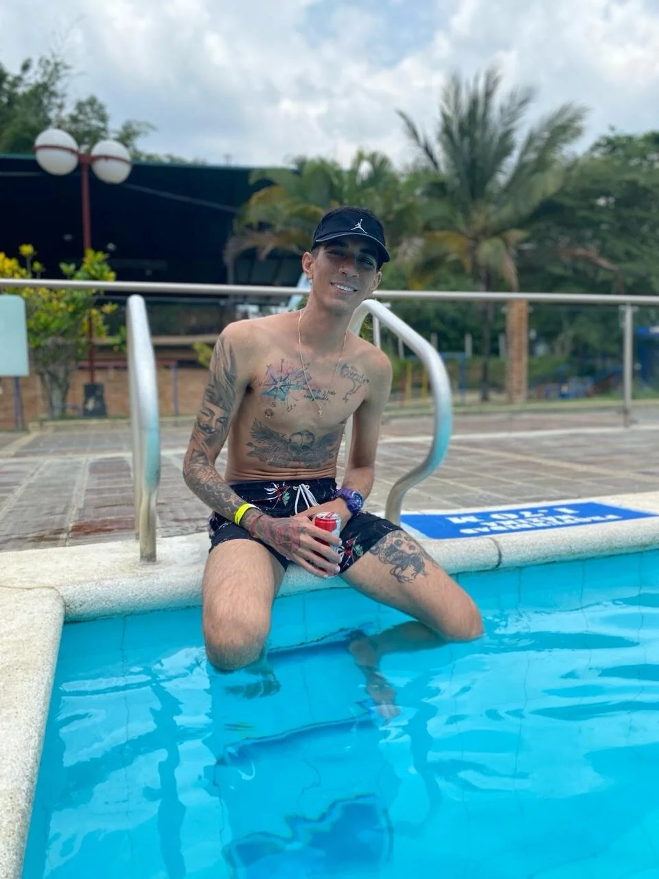 XXX Porn Photo of Nude louchart_boys 1