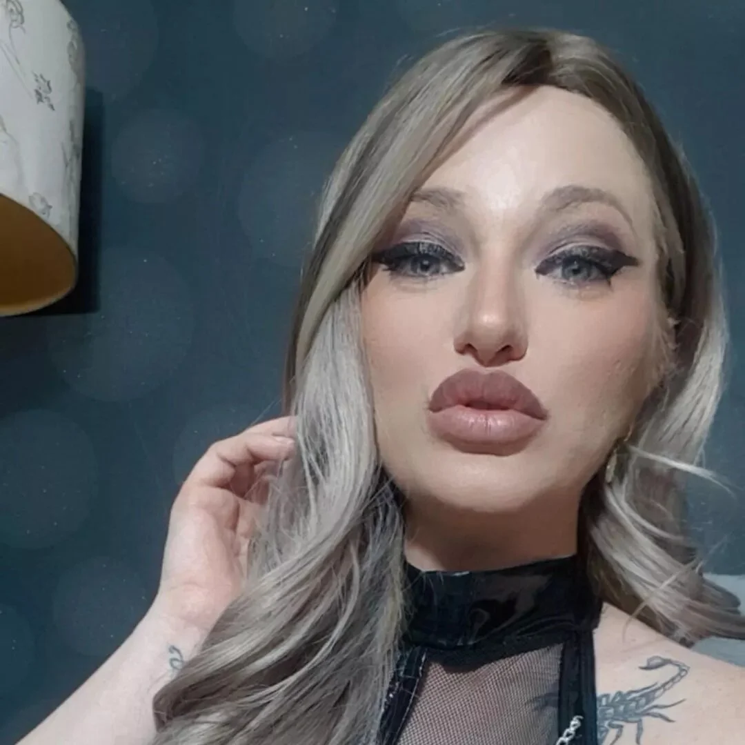 XXX Porn Photo of Nude GodessJulia 7
