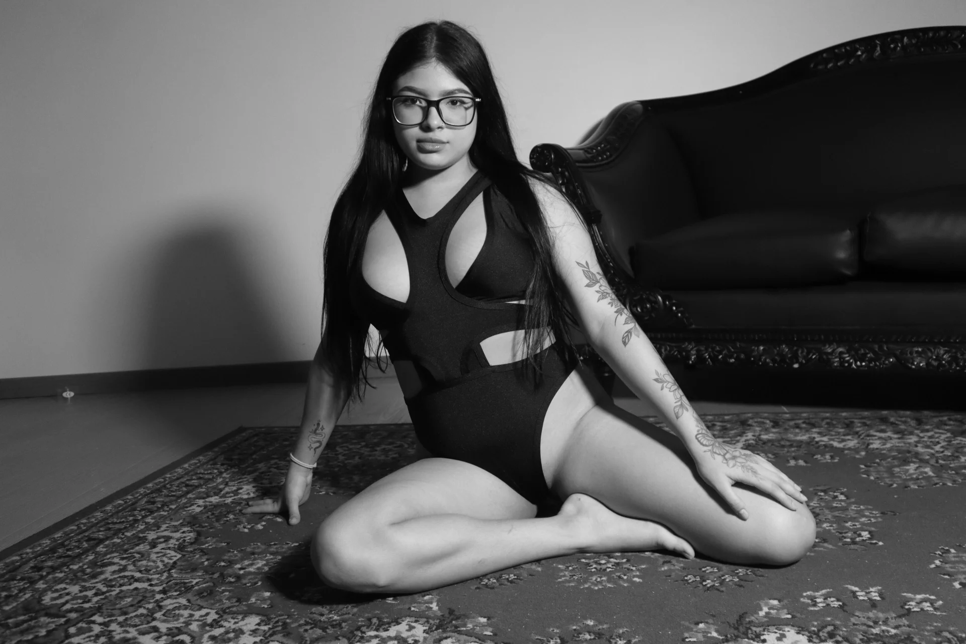 XXX Porn Photo of Nude Mia_Luree 9