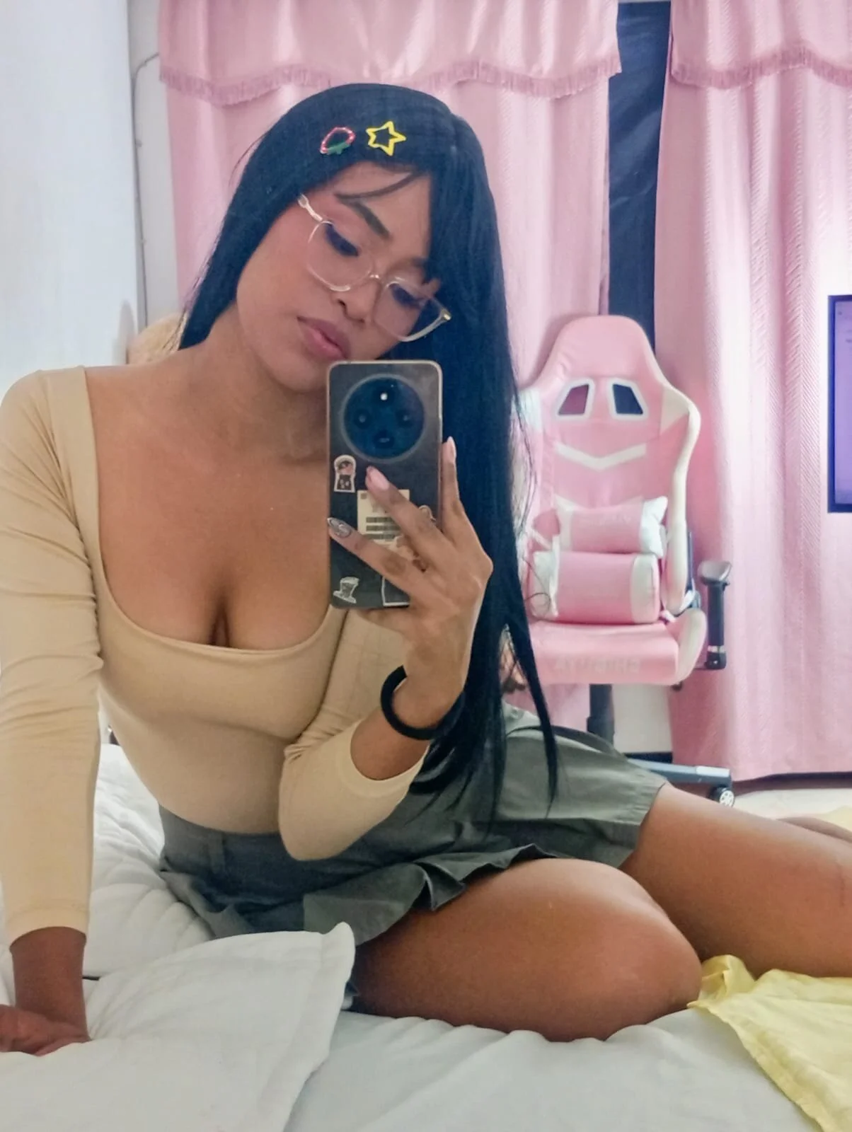 XXX Porn Photo of Nude Rachel_Jamesx 25