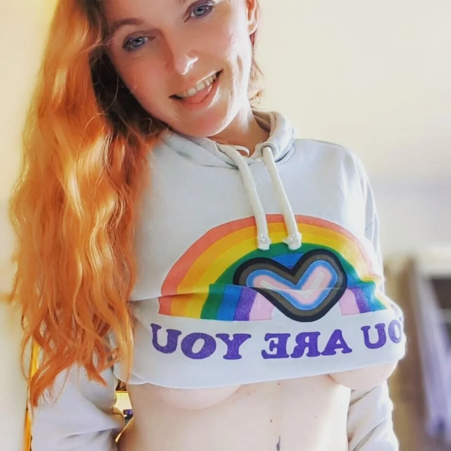 XXX Porn Photo of Nude lou_roar 12