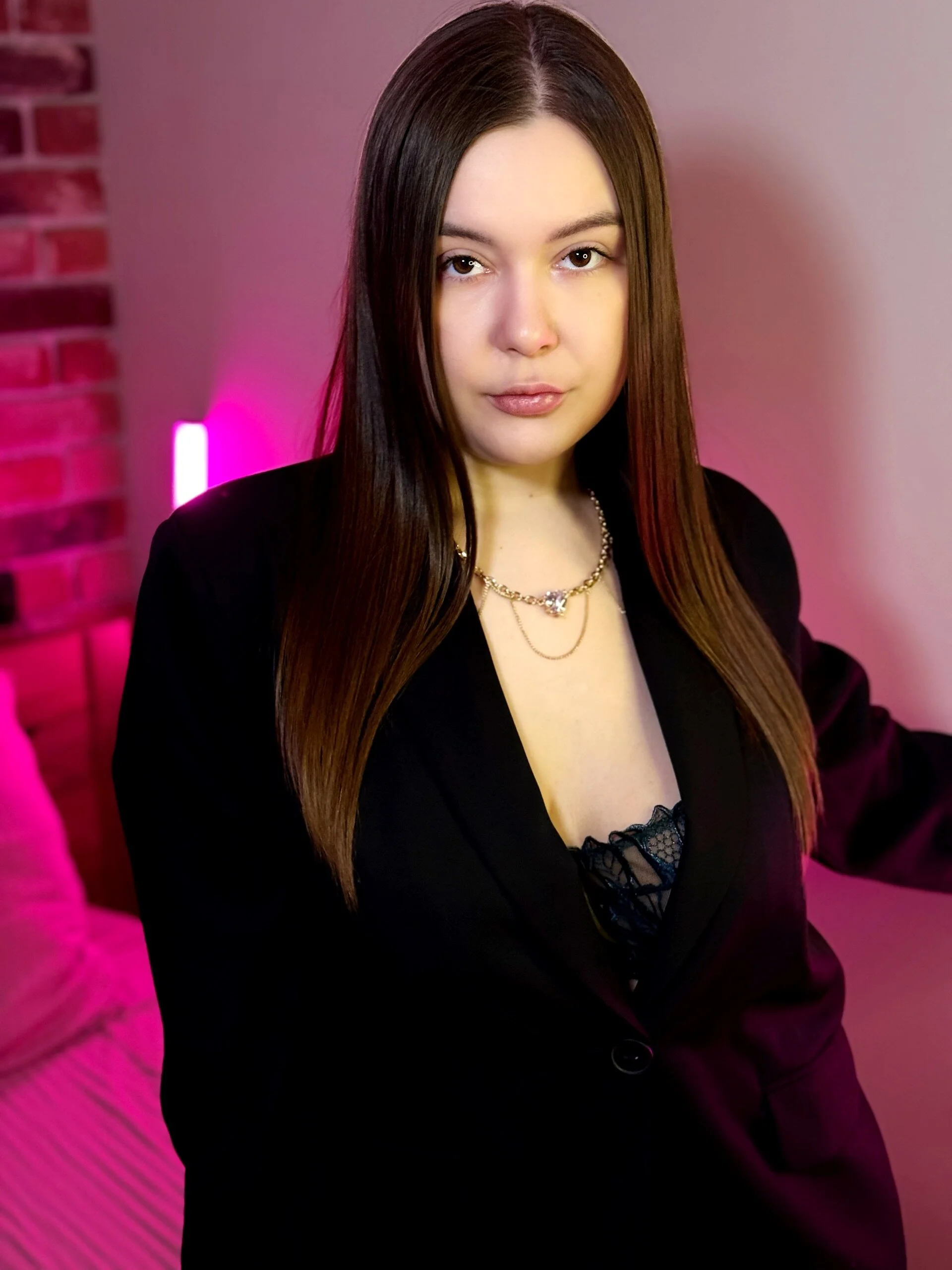 XXX Porn Photo of Nude GoldenLuxuryGirl 33