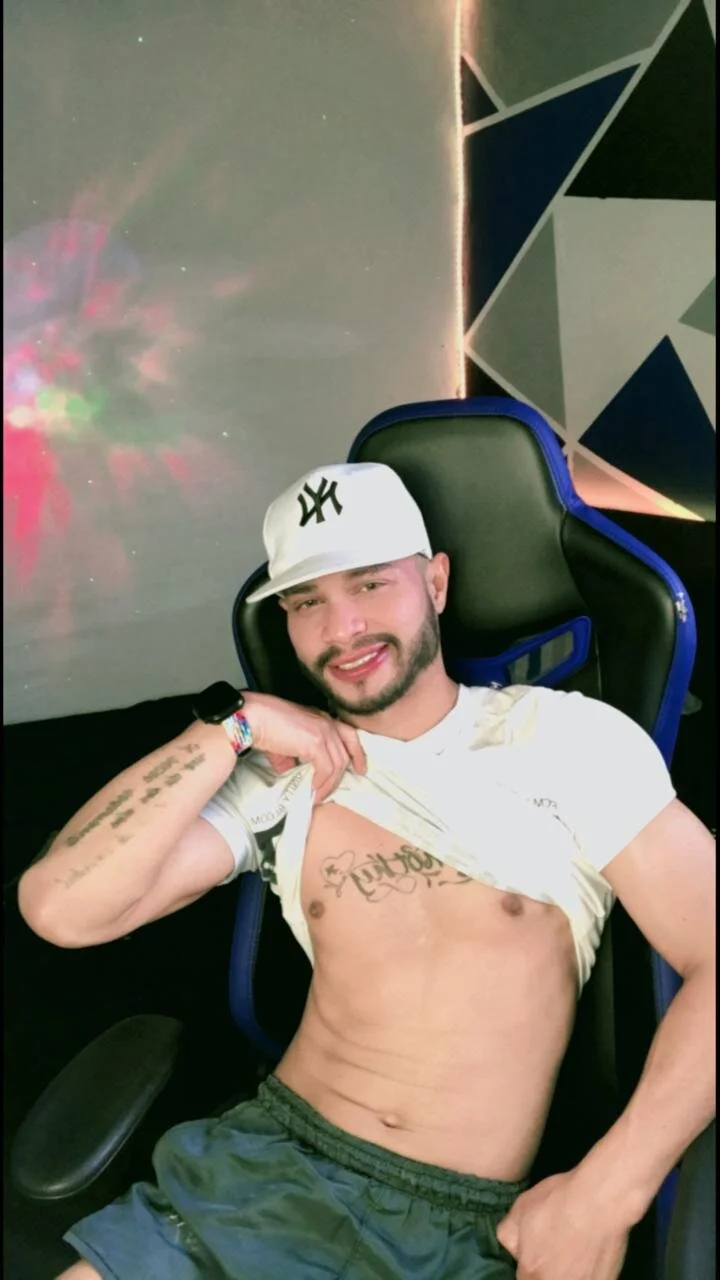 XXX Porn Photo of Nude Sebastian_lugo 3