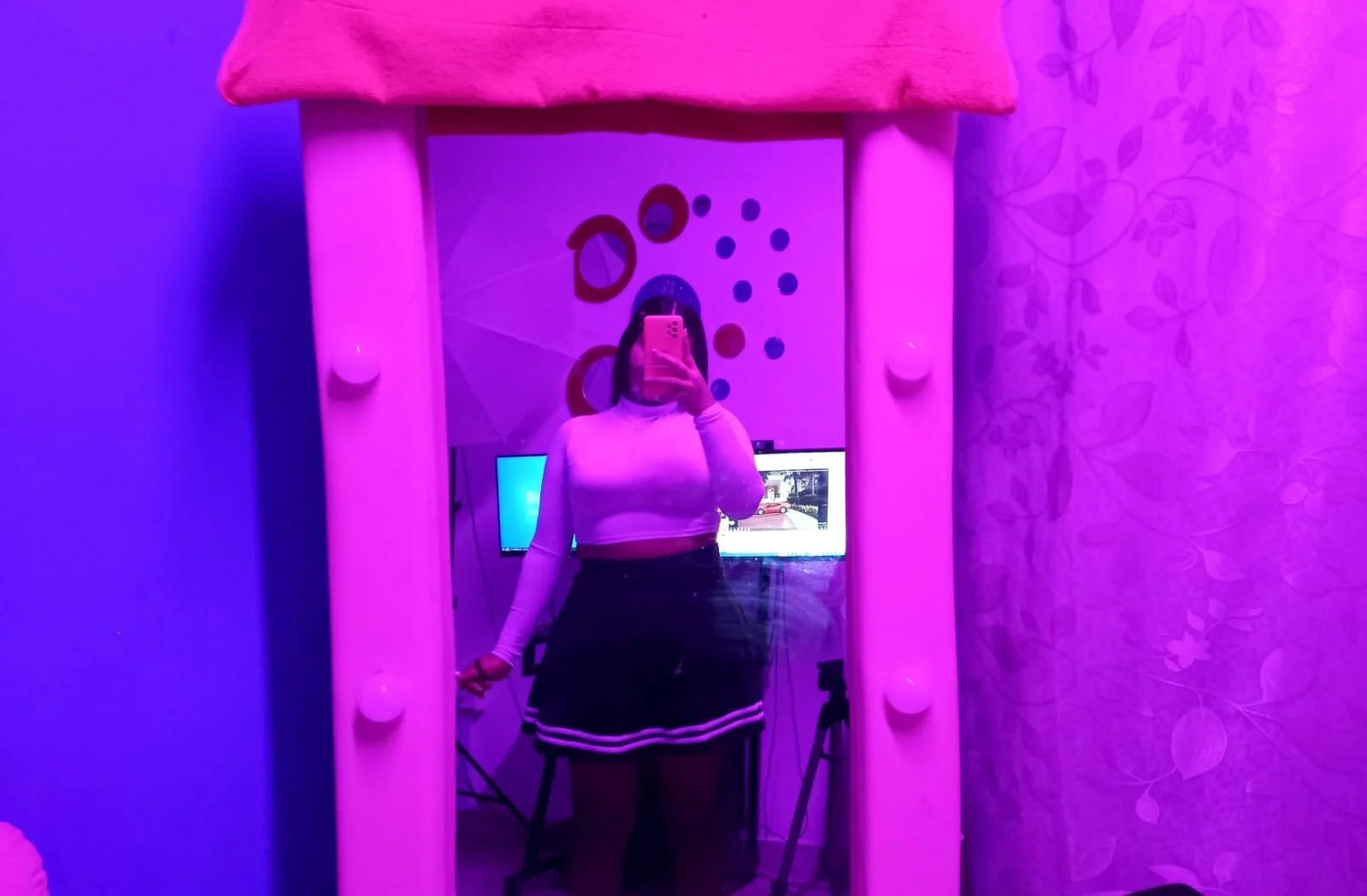 XXX Porn Photo of Nude mia_hank 37