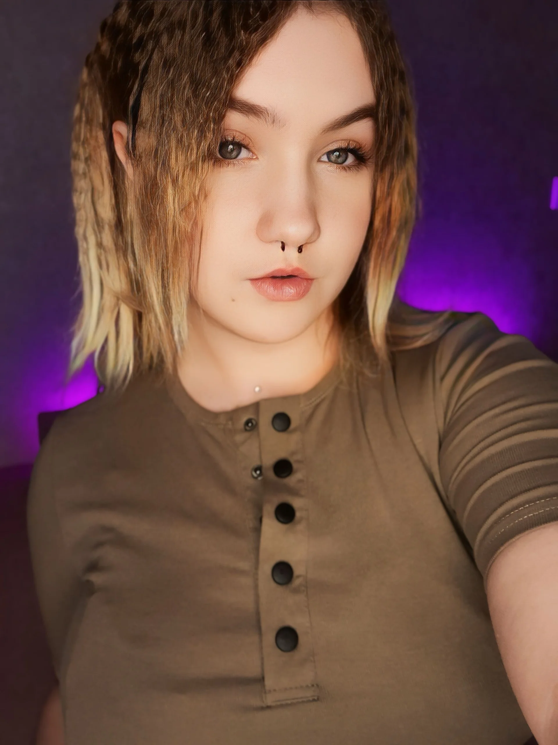 XXX Porn Photo of Nude lovelyy_julia 1