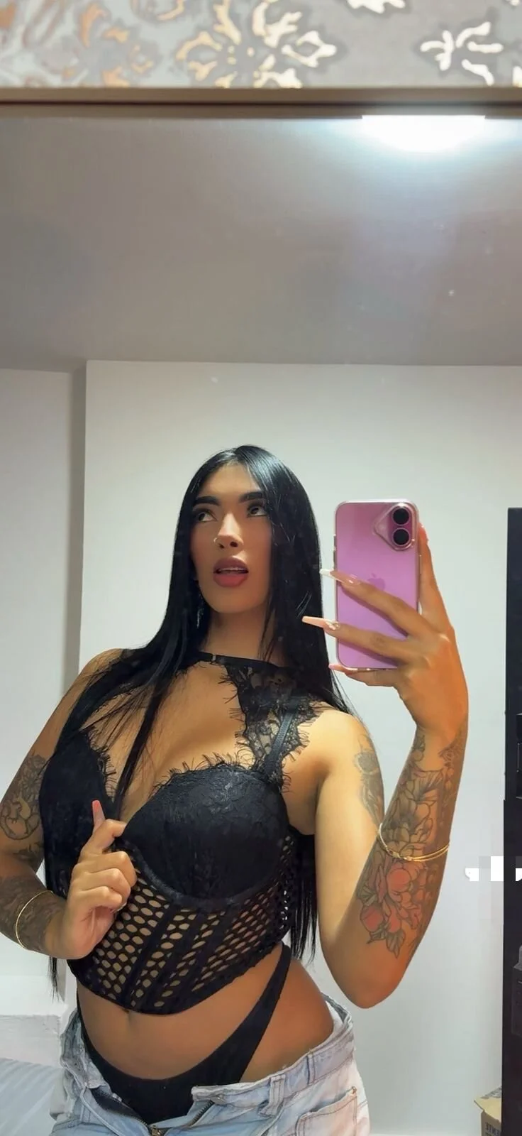 XXX Porn Photo of Nude AriRobert_ 15
