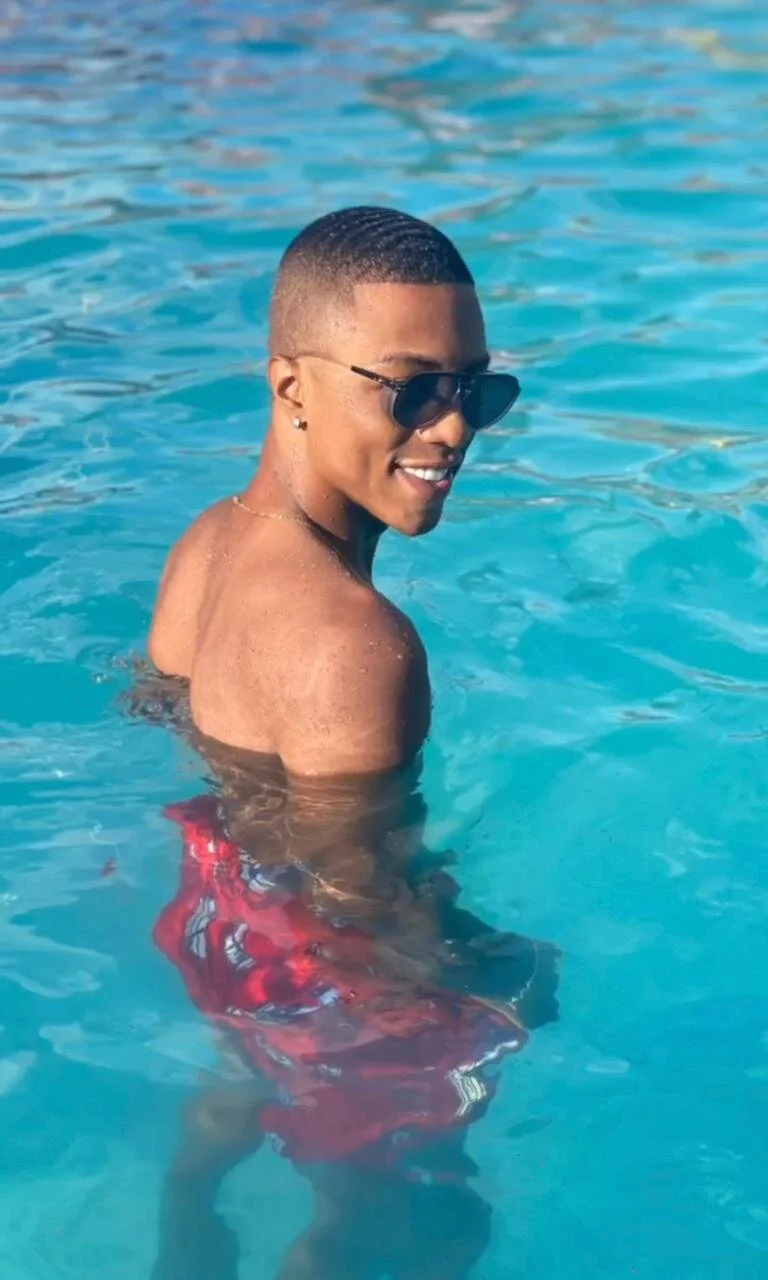 XXX Porn Photo of Nude YeremiBrowm 73