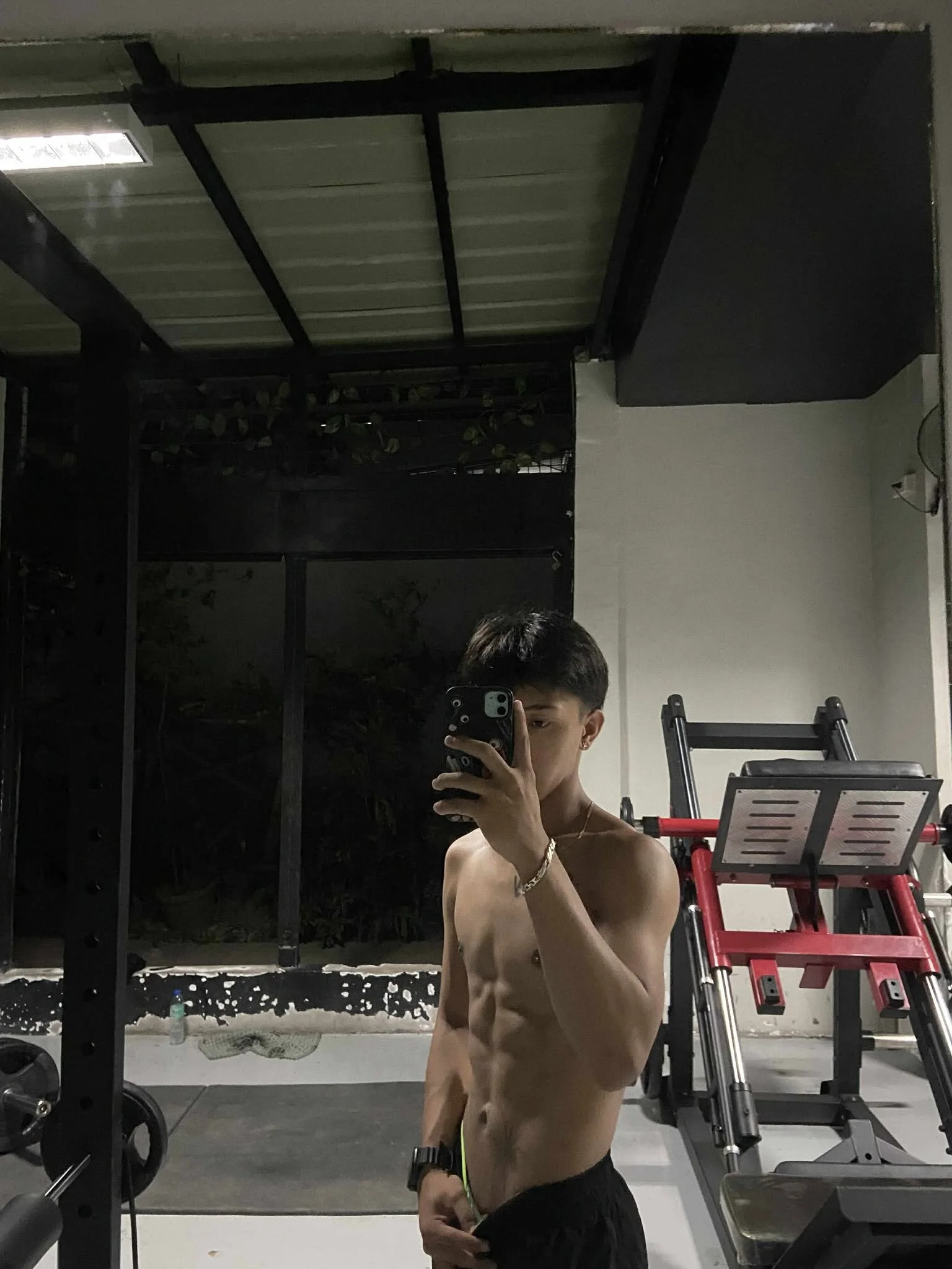 XXX Porn Photo of Nude naughtyboyloy_0 6
