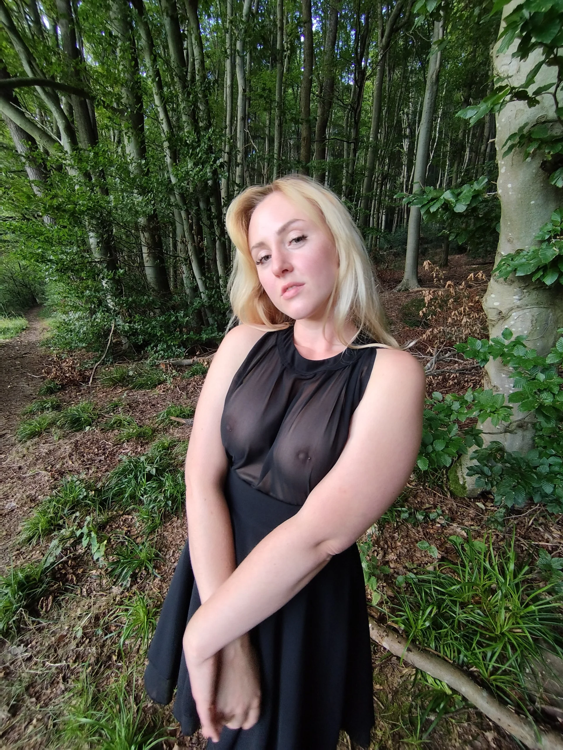 XXX Porn Photo of Nude SherryOutdoor1 20