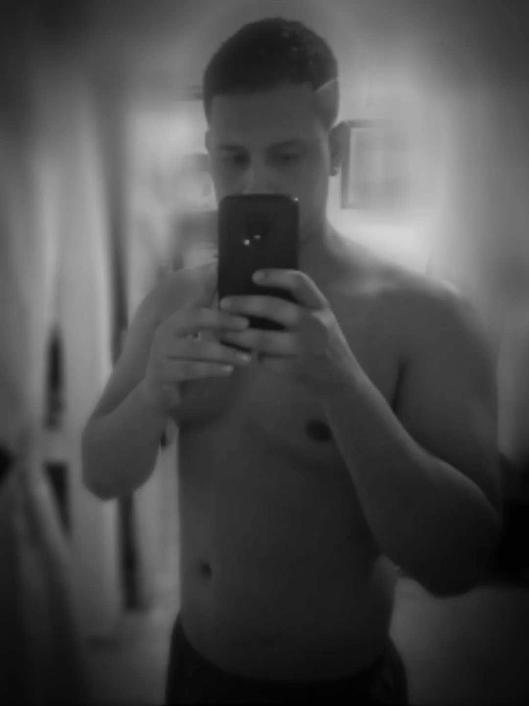 XXX Porn Photo of Nude LiamVidal 4