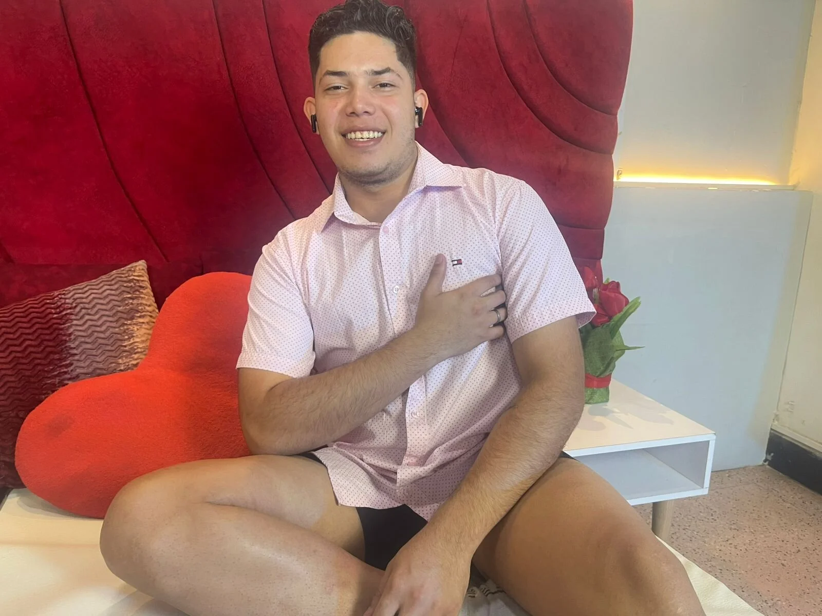 XXX Porn Photo of Nude gael_prince_ 1