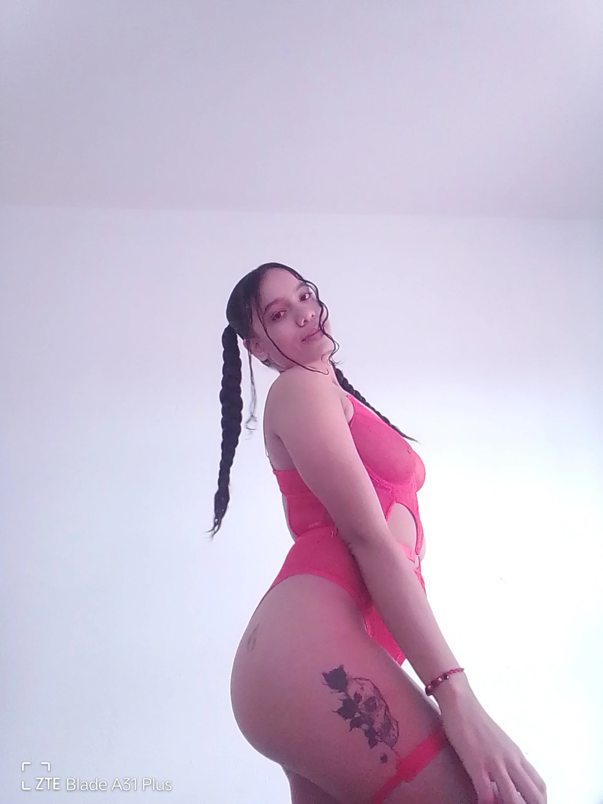 XXX Porn Photo of Nude KittySmile- 3