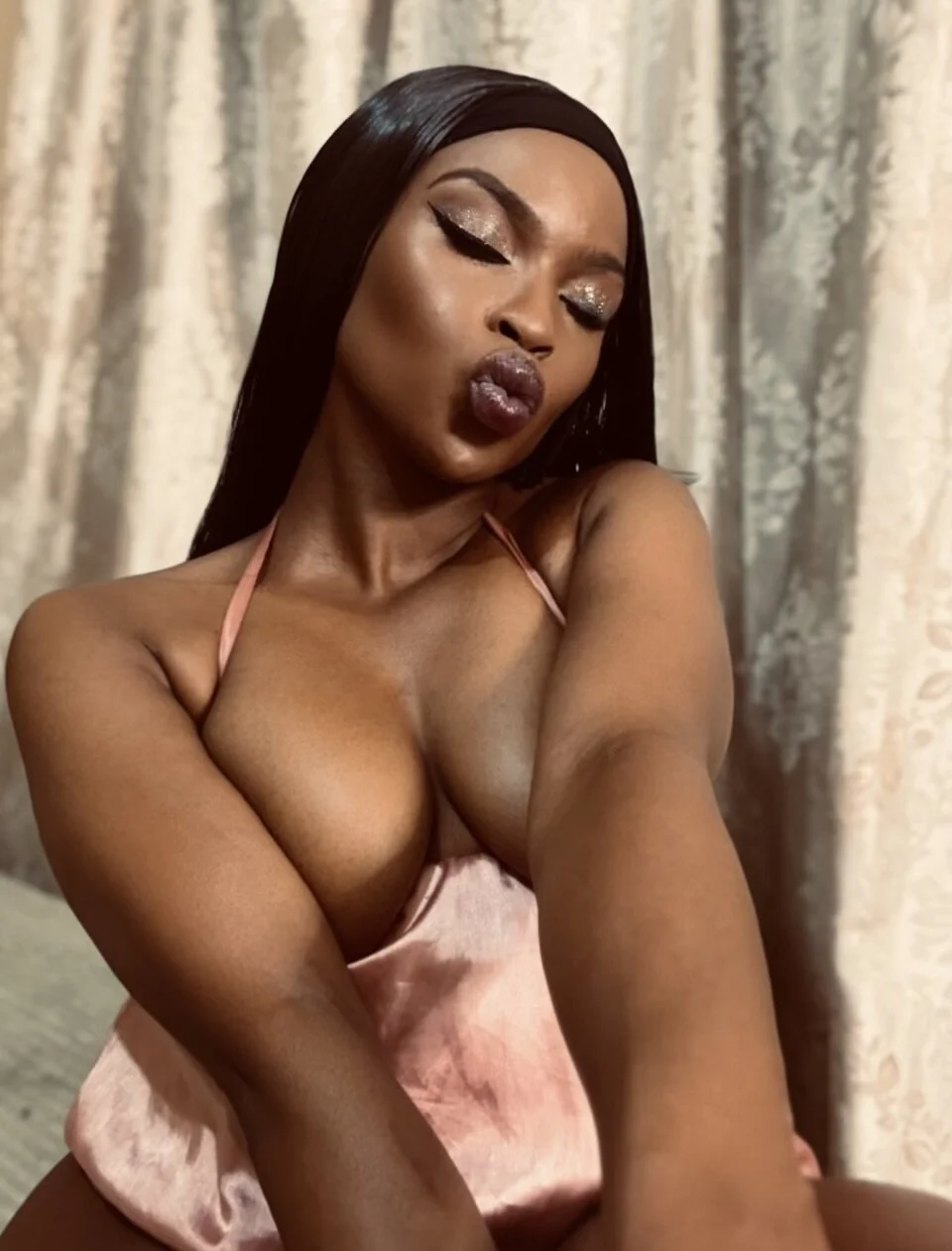XXX Porn Photo of Nude NiaLong21_ 15