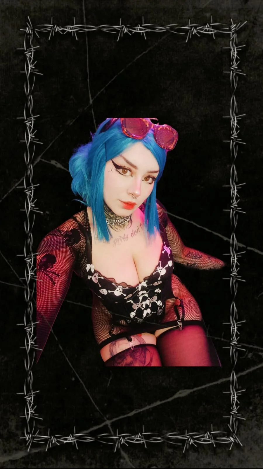 XXX Porn Photo of Nude Devil_kitty 4