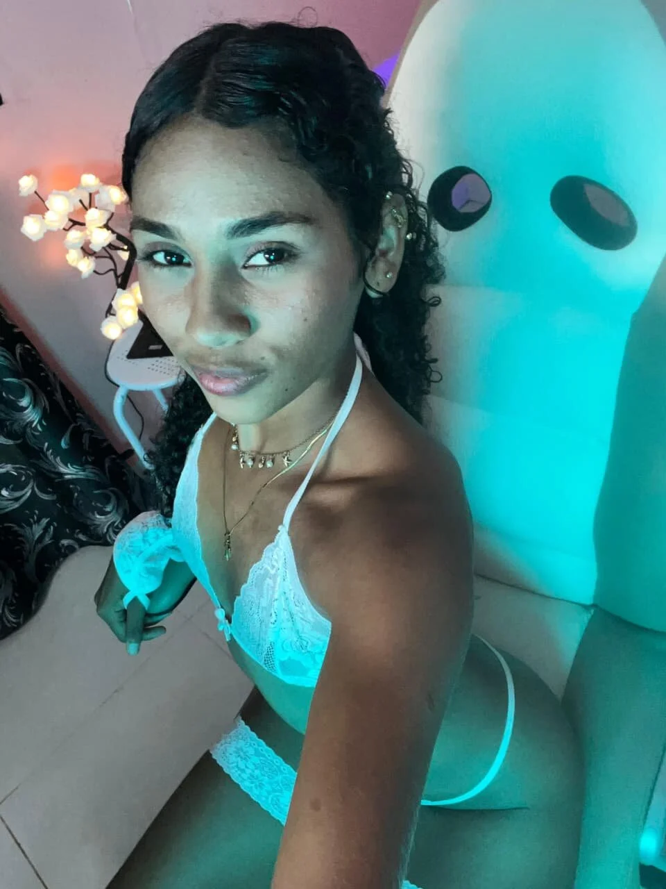 XXX Porn Photo of Nude FoxyHot160 2