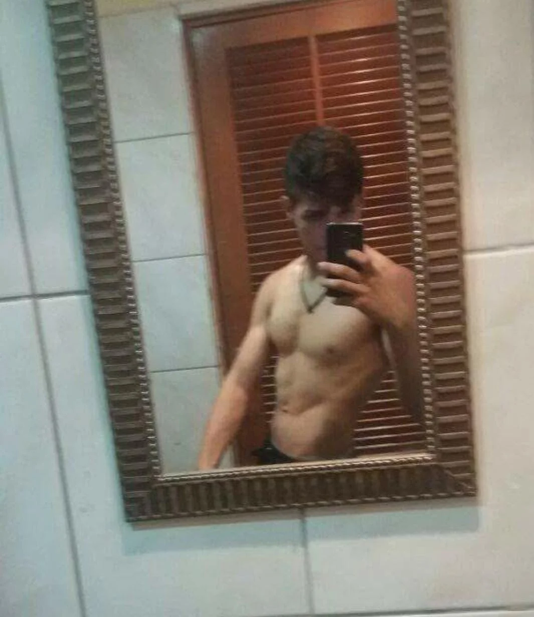 XXX Porn Photo of Nude thekingRj 1