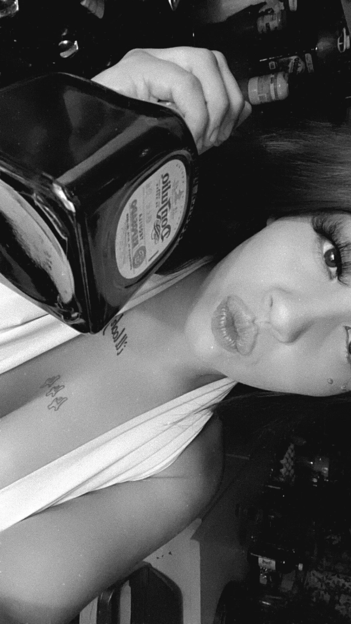 XXX Porn Photo of Nude yurfavoriteseller 6