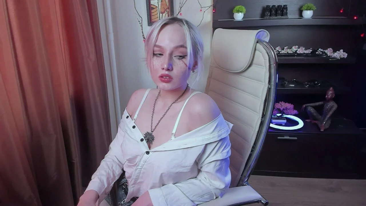 XXX Porn Photo of Nude CrystaLuna69 116