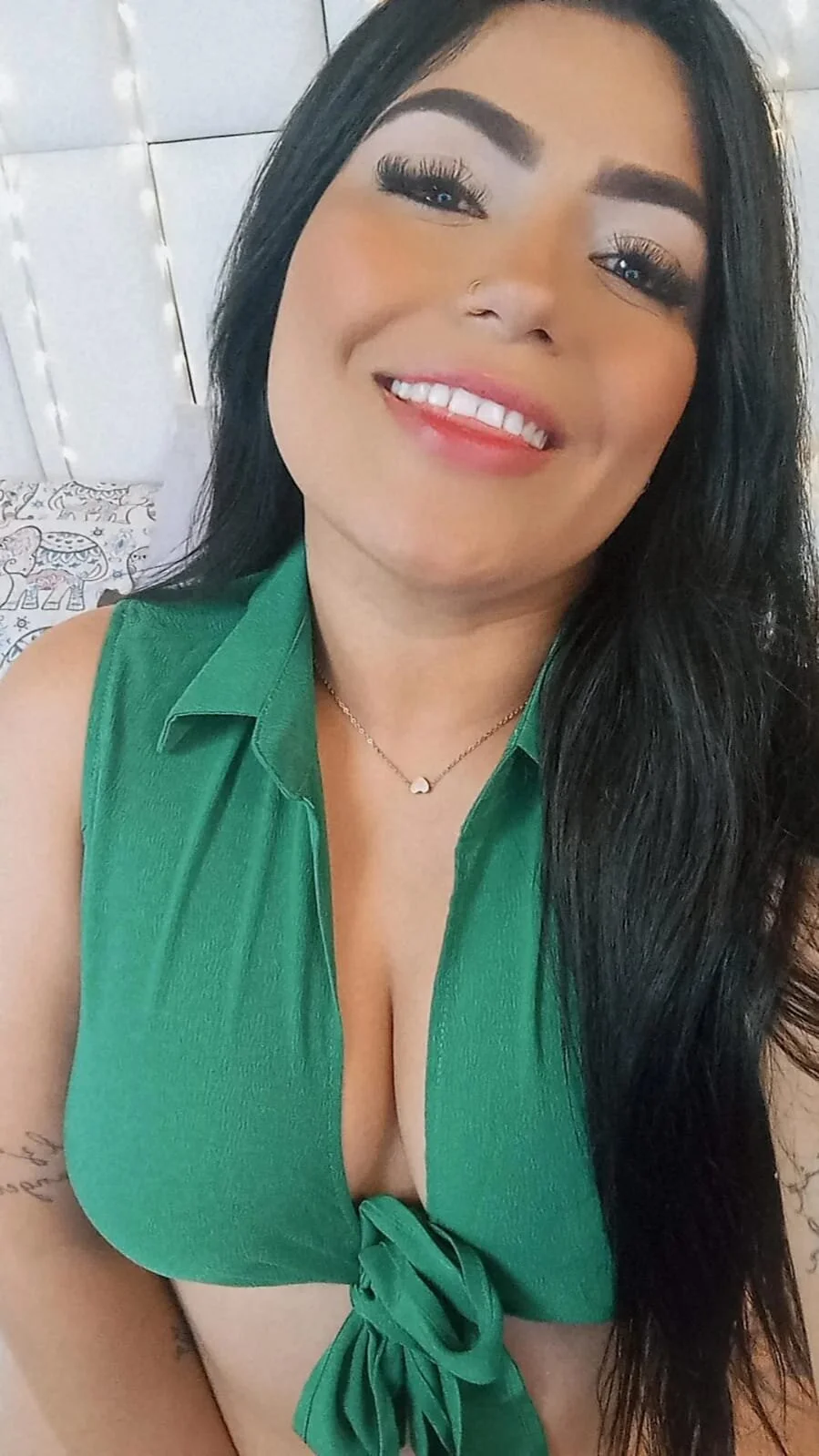 XXX Porn Photo of Nude kiana_cream 219