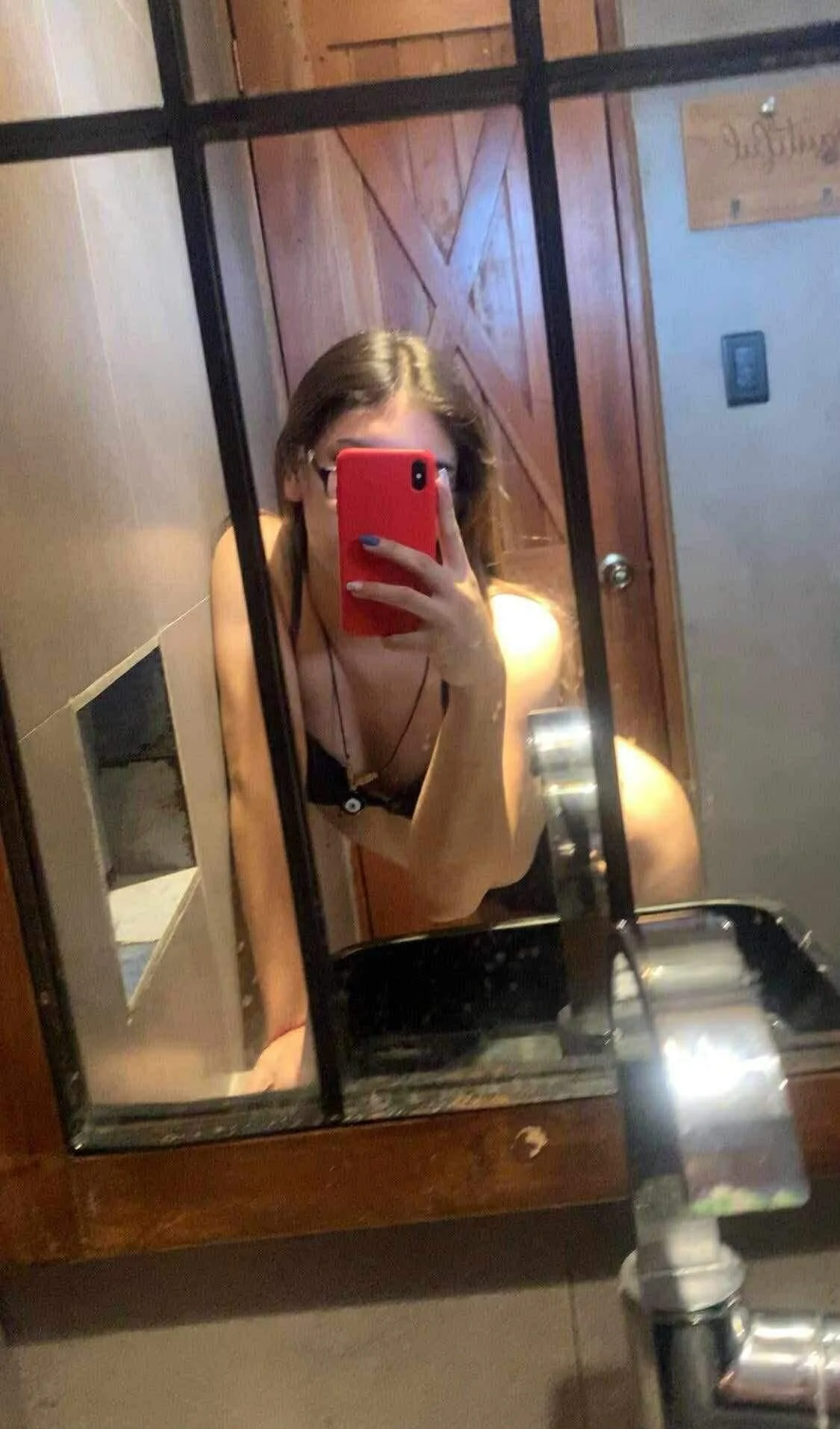 XXX Porn Photo of Nude SideChick_Bunny 7