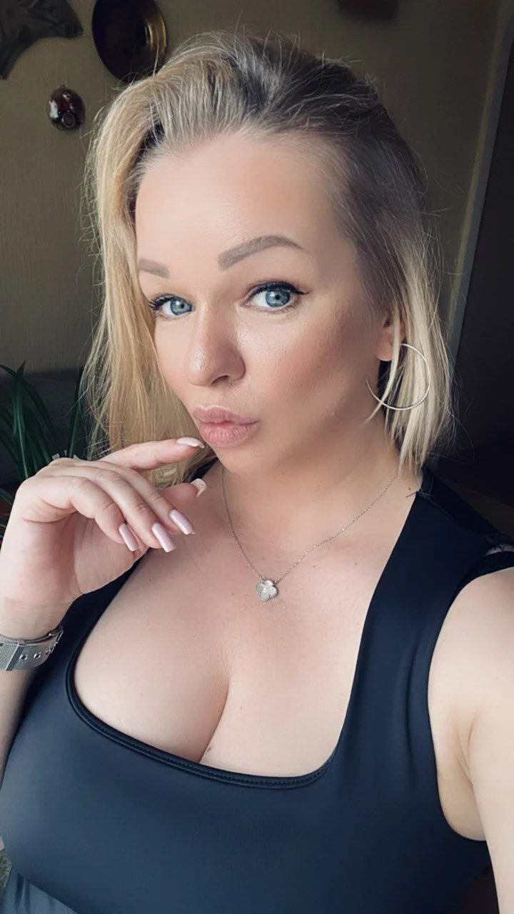XXX Porn Photo of Nude JuliaBlond 1