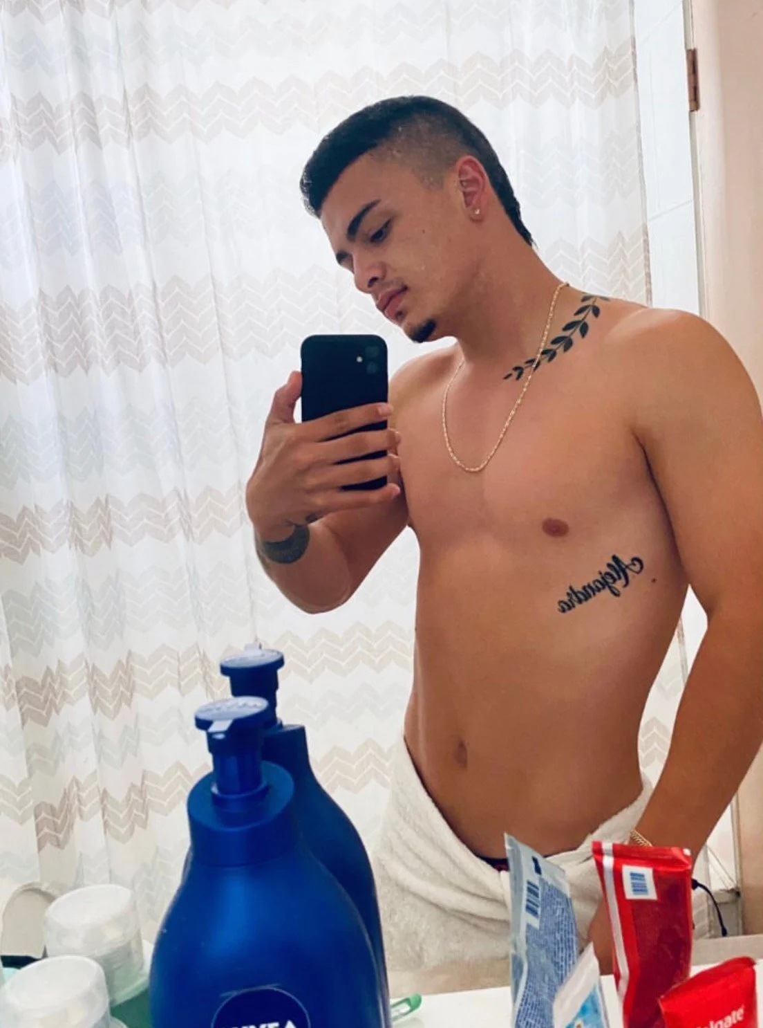 XXX Porn Photo of Nude danny_42027 1