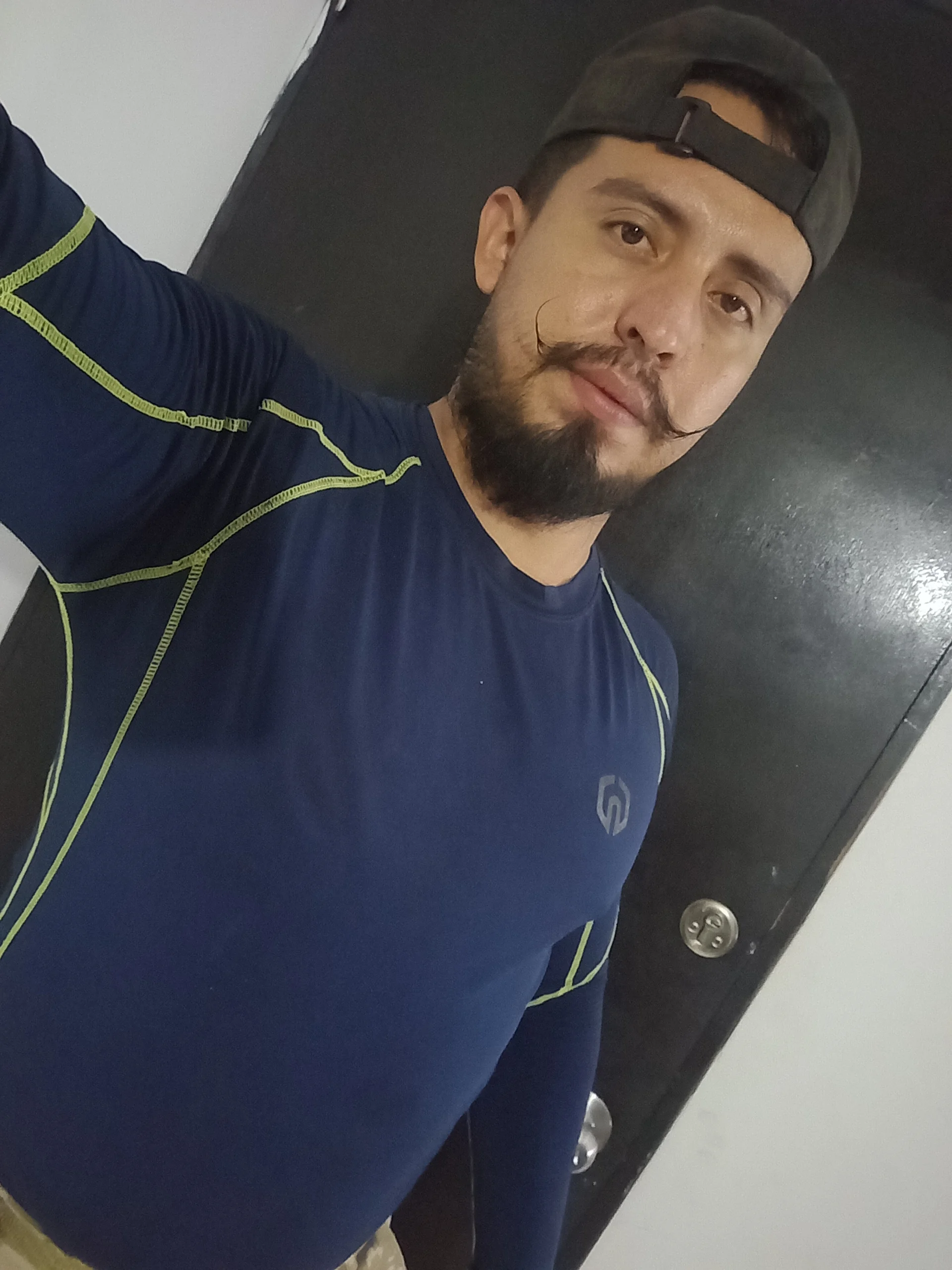 XXX Porn Photo of Nude KalethBigDick 703