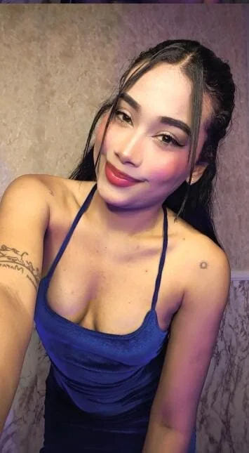 XXX Porn Photo of Nude Horny_Brunette_ 3