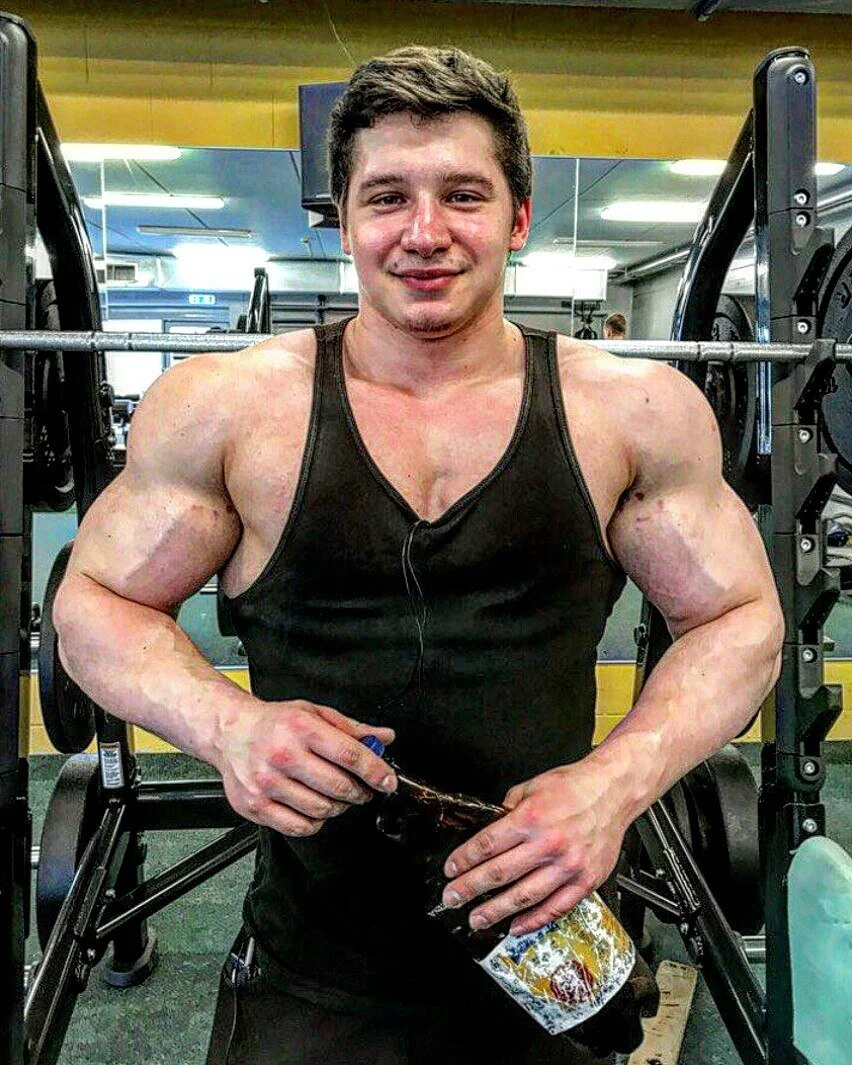 XXX Porn Photo of Nude LionEdwin 6