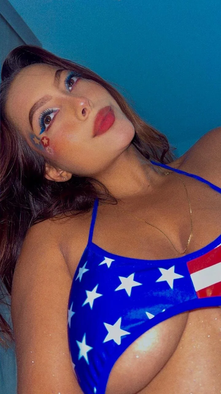 XXX Porn Photo of Nude vanessa_saquirt 30