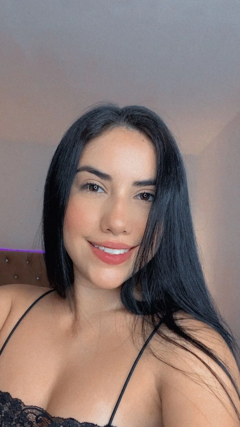 XXX Porn Photo of Nude Scarlett_00_ 1