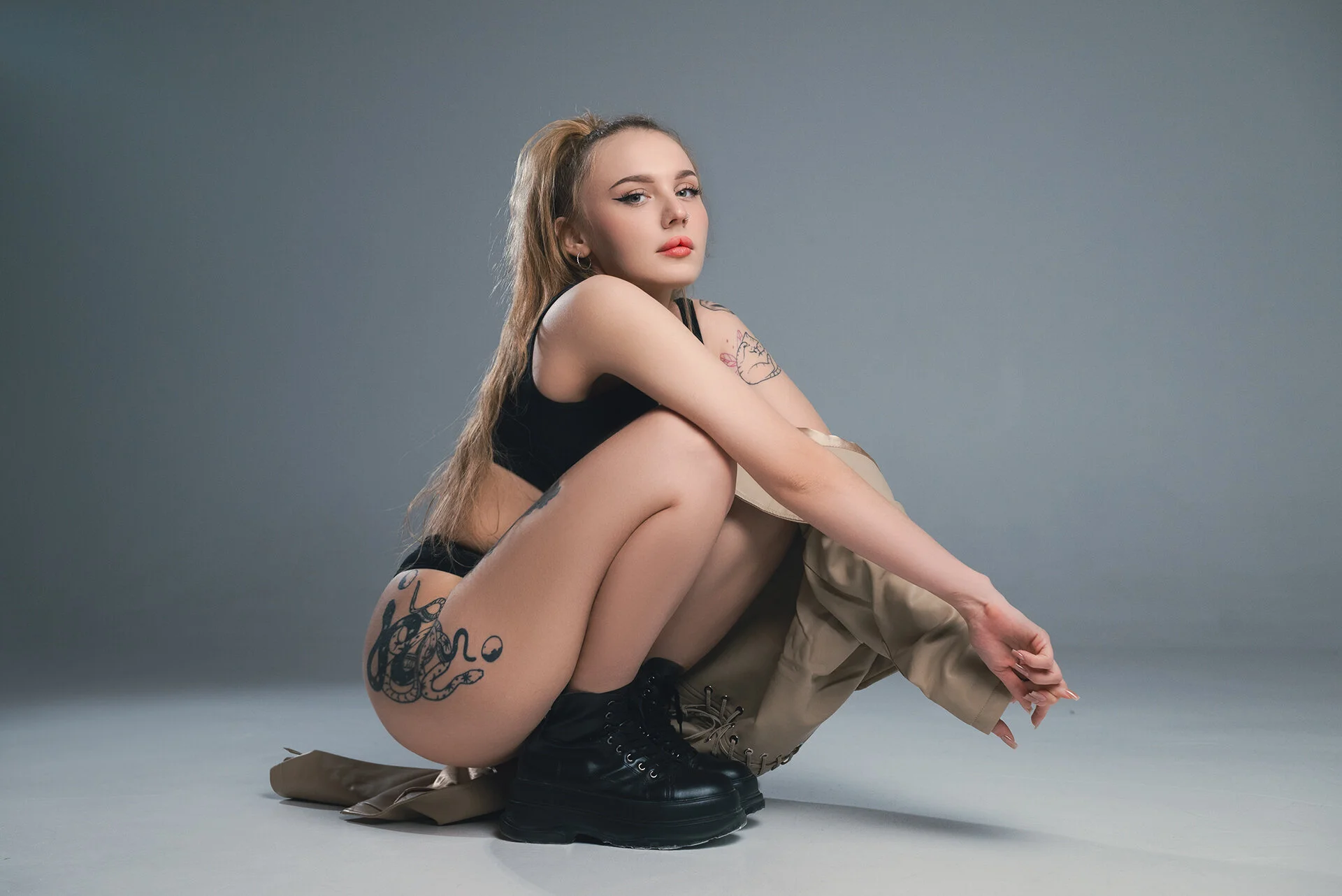 XXX Porn Photo of Nude LianaFord 19