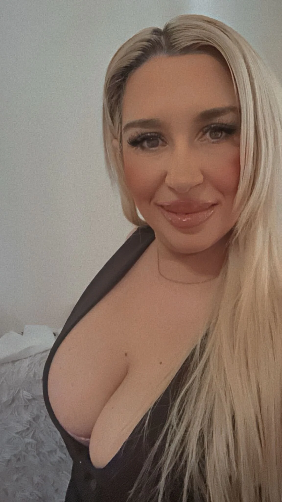 XXX Porn Photo of Nude TheeaBlanco 3