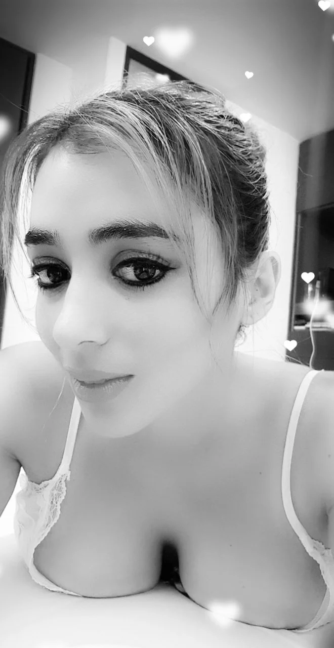 XXX Porn Photo of Nude hugetits90xxx 8