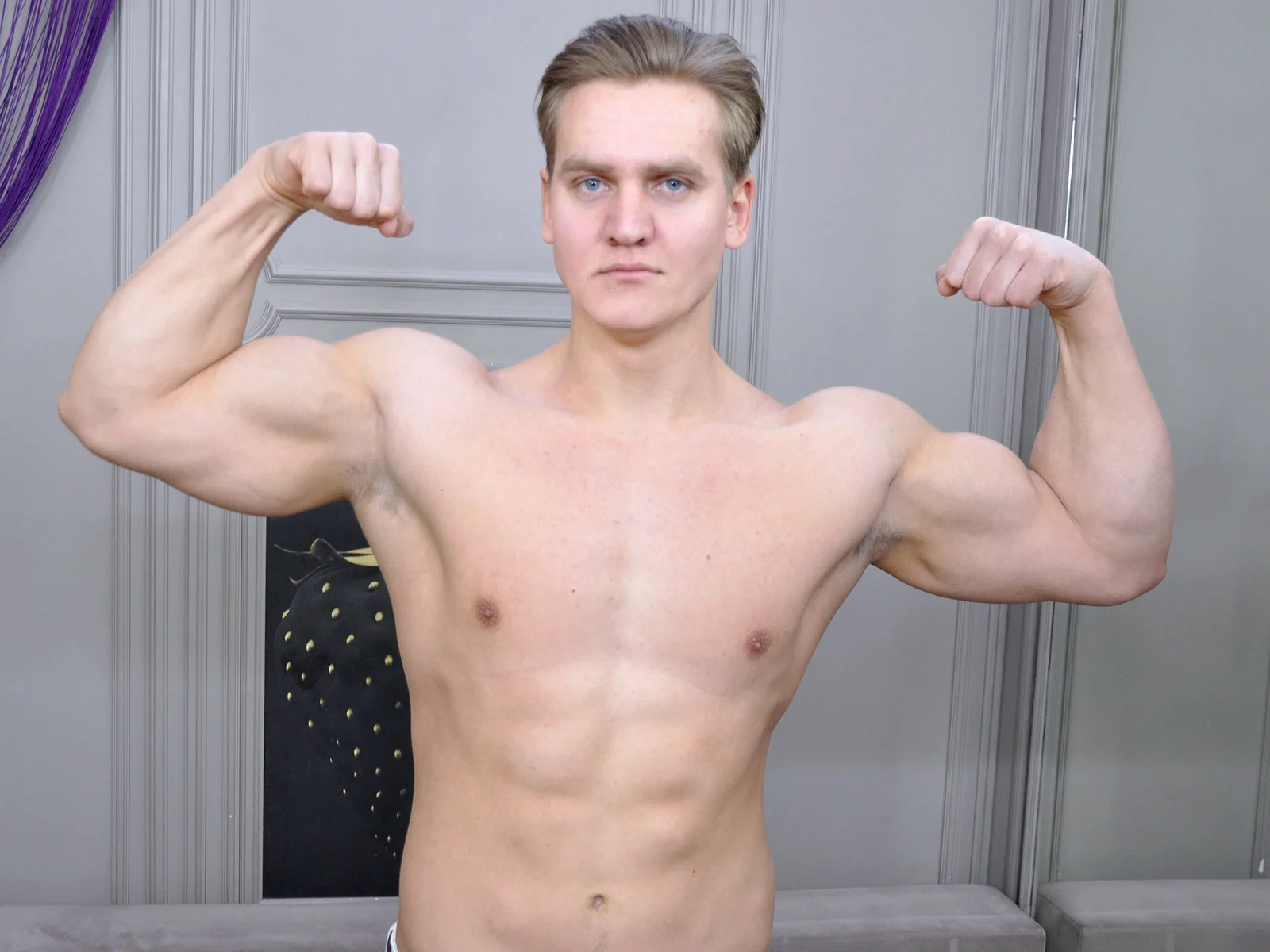 XXX Porn Photo of Nude SteeveMuscle 3