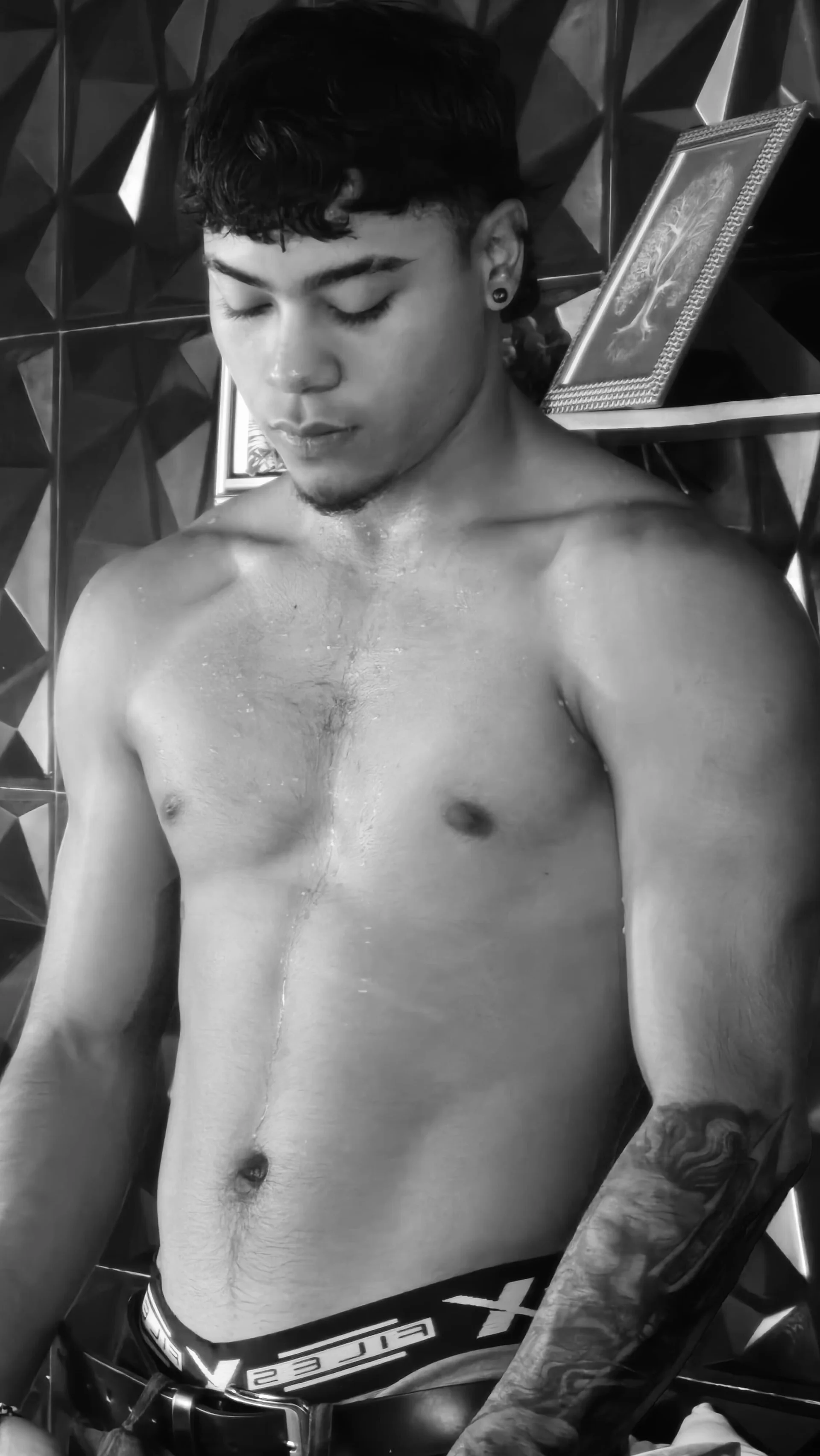 XXX Porn Photo of Nude Jeremy_wallker 11