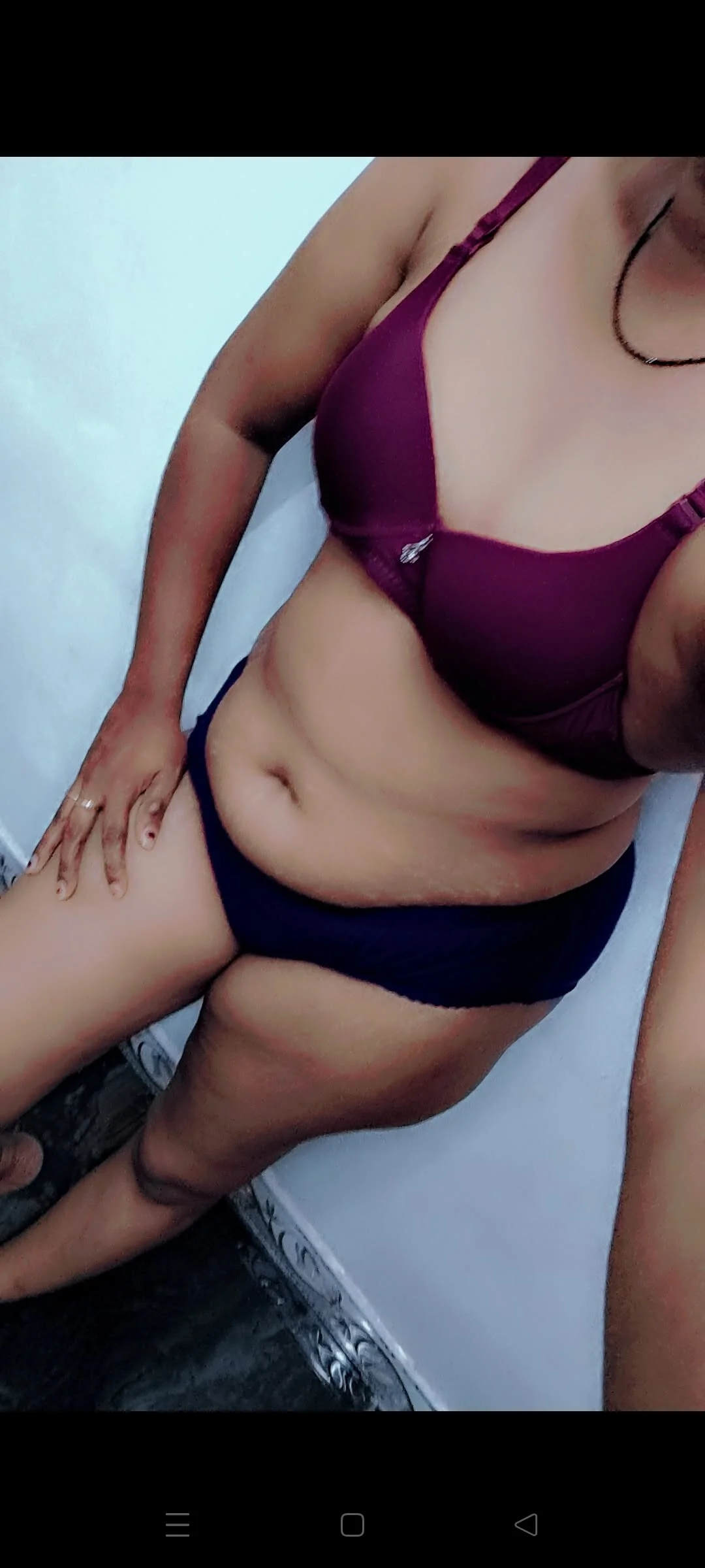 XXX Porn Photo of Nude tamil_Sigappu_Roja 5