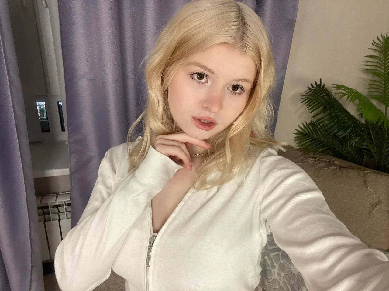 XXX Porn Photo of Nude sweetbby_ 17
