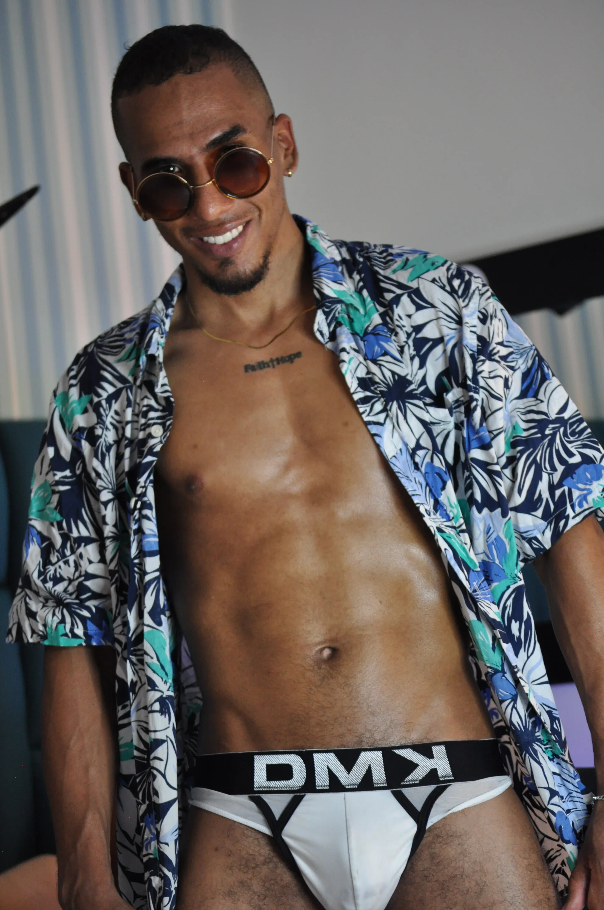 XXX Porn Photo of Nude _ThomasBoy_ 14