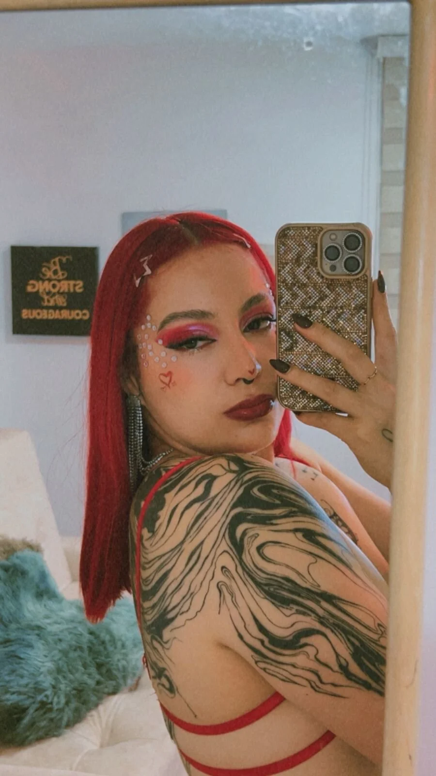 XXX Porn Photo of Nude annika_taylor 62