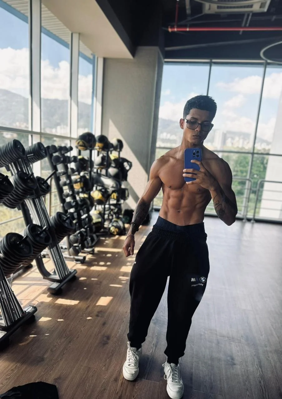 XXX Porn Photo of Nude Paradise_boy_s 27