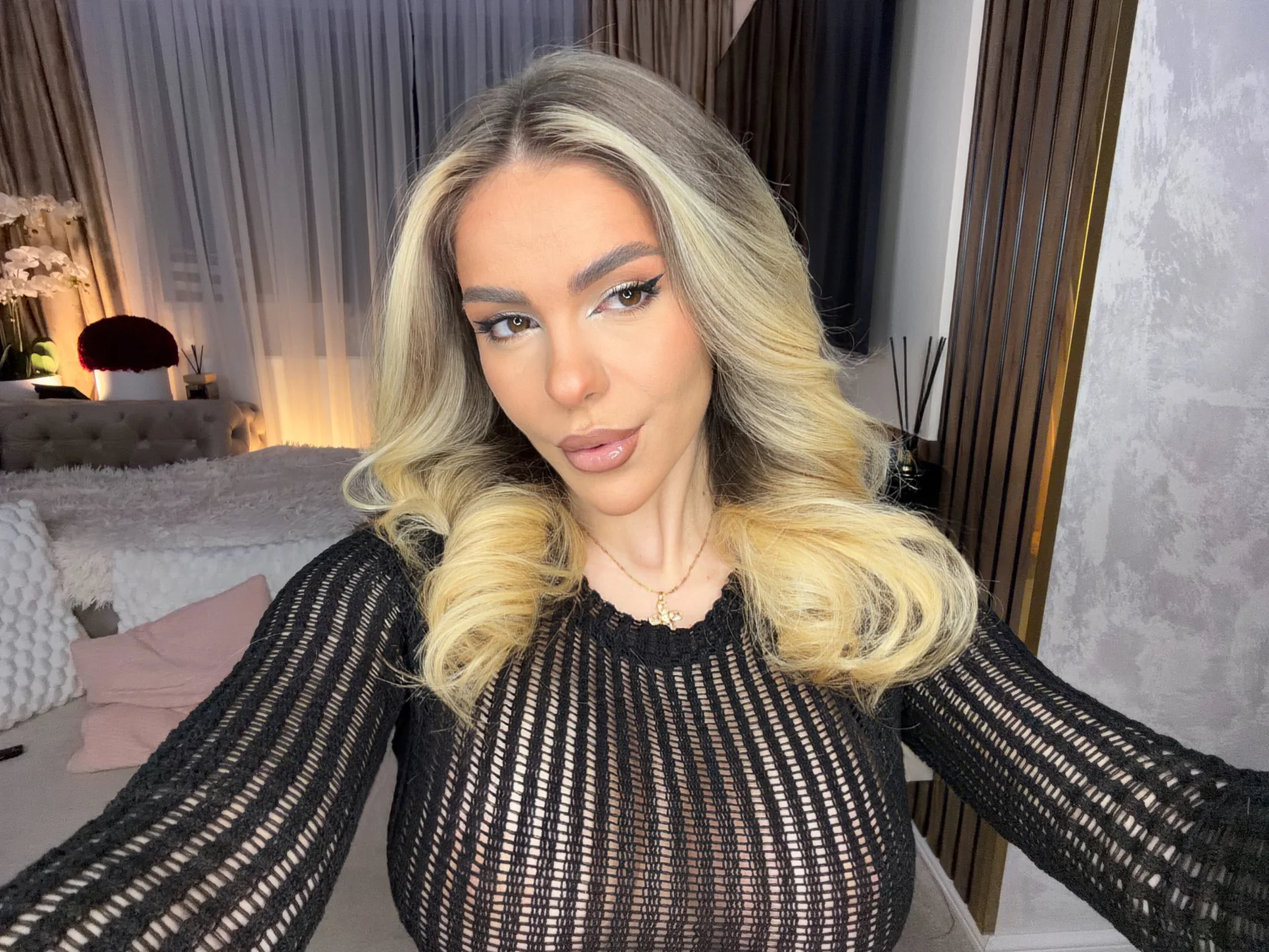 XXX Porn Photo of Nude ChloeVelvetx 18