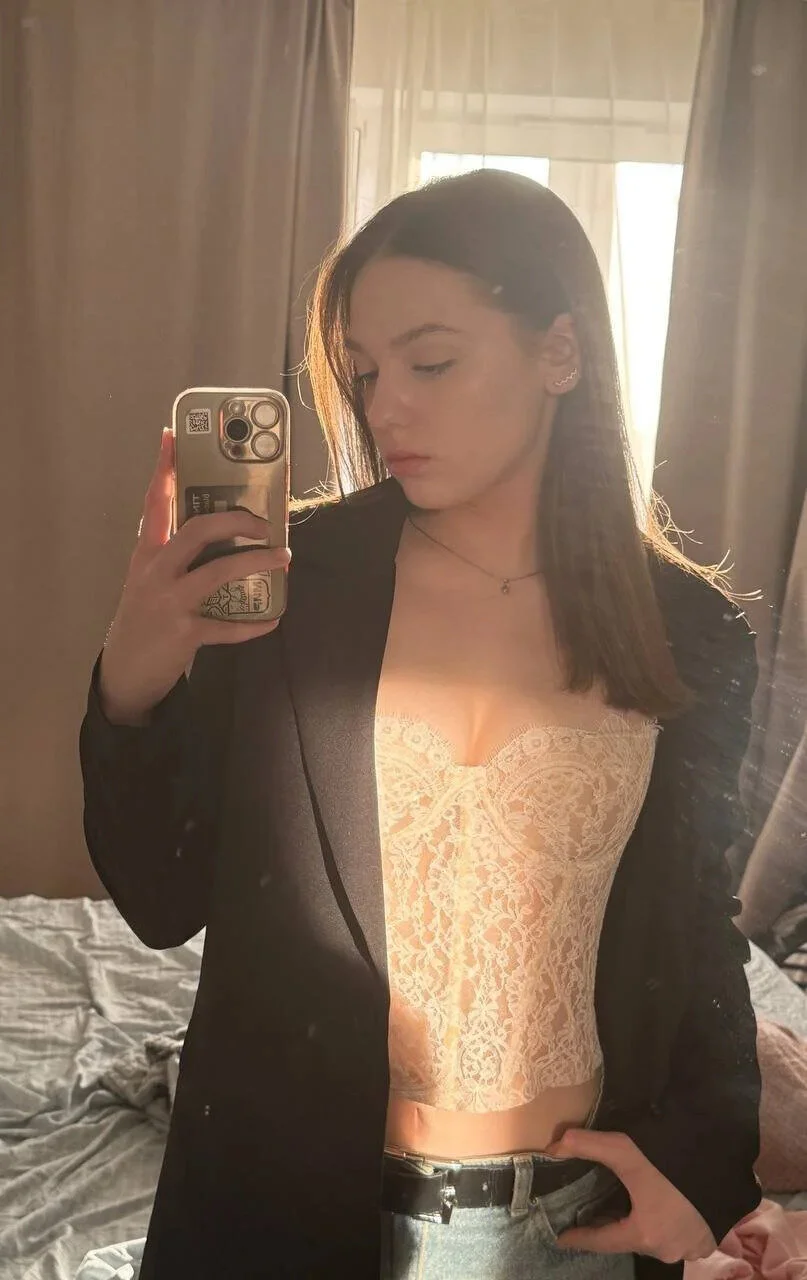 XXX Porn Photo of Nude NguyetHankey 15