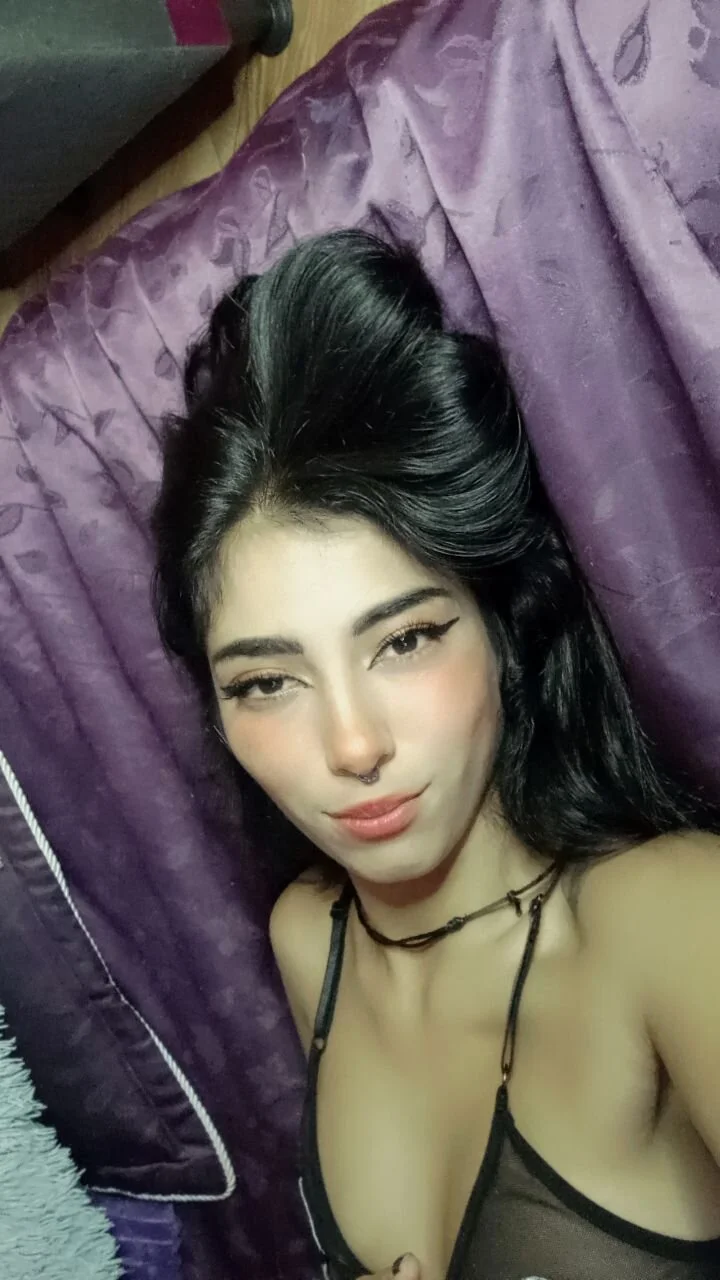 XXX Porn Photo of Nude Raven__purple 13