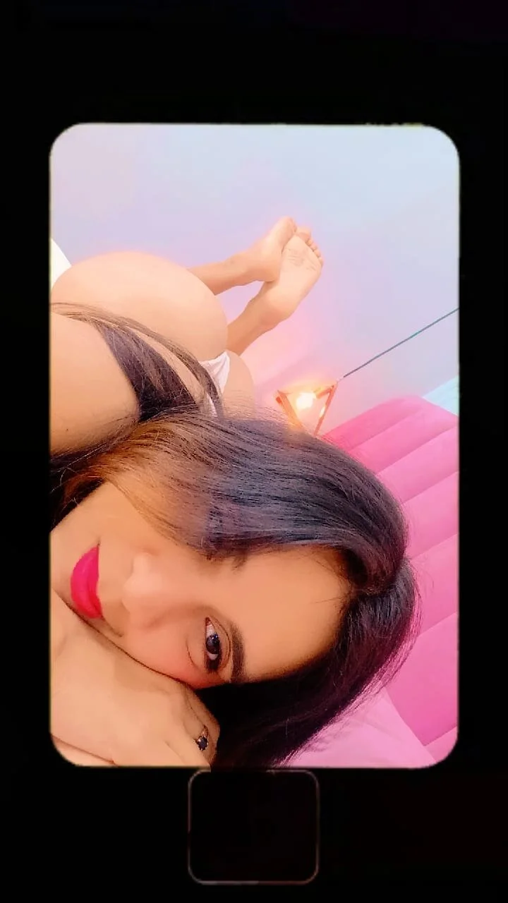 XXX Porn Photo of Nude Scarlett_Montclair 5