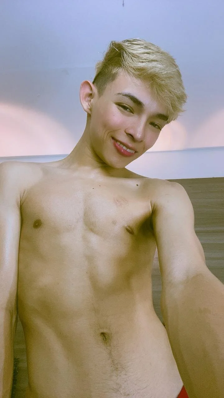 XXX Porn Photo of Nude Tonny_twink_ 1